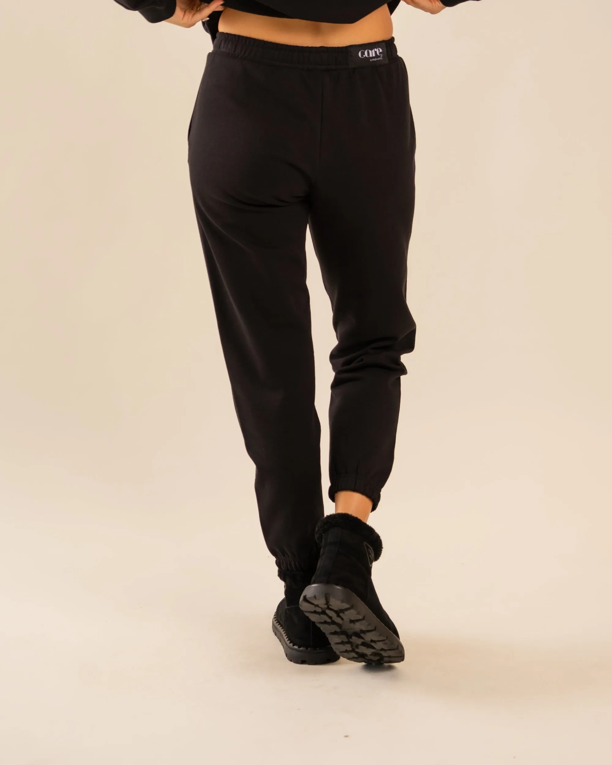 CARE Classic Sweatpants - Black