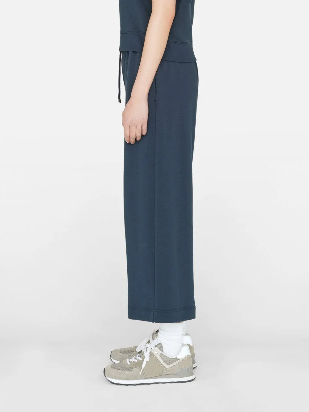 Cropped Wide Leg Sweatpant ~ Navy