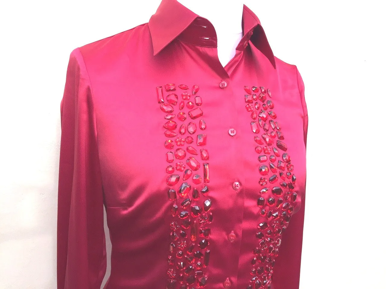 EMBROIDERED RED SATIN SHIRT - DOUBLE CUFF