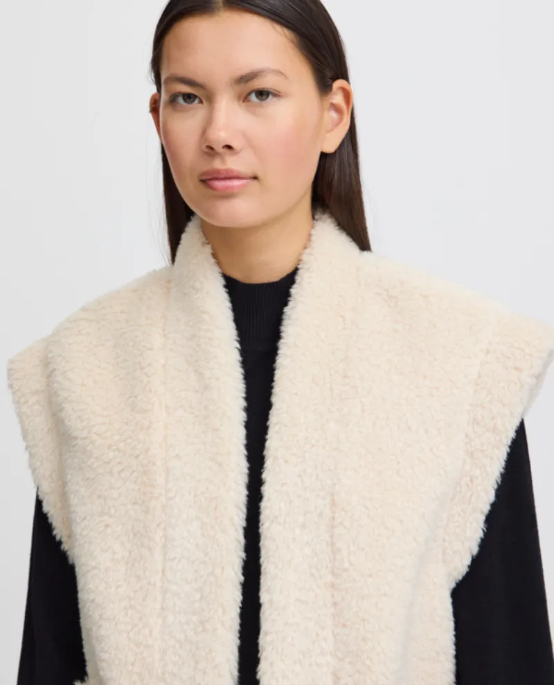 Ichi Gizla Birch Cream Furry Gilet