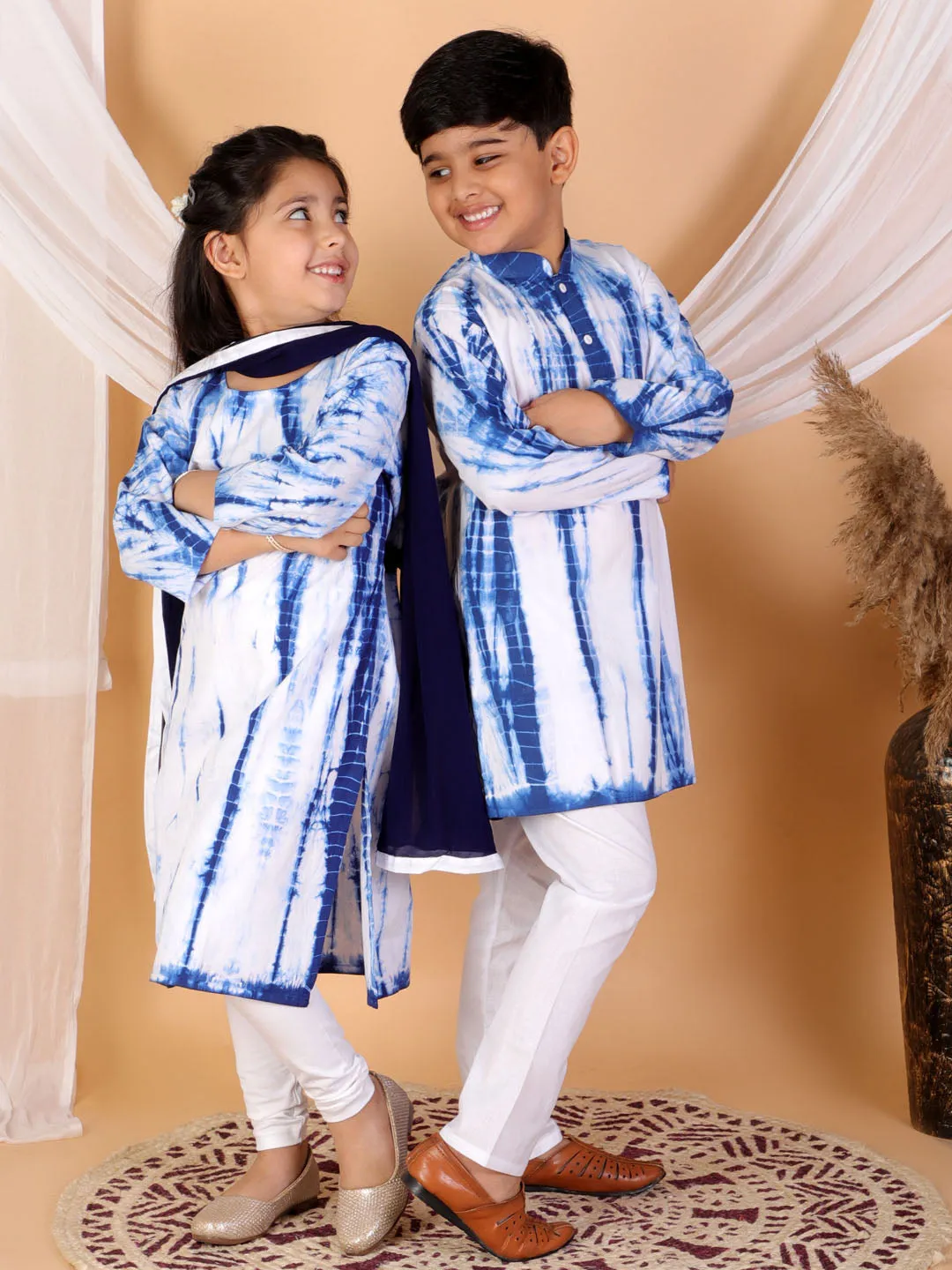 Jashvi Blue Tie And Dye Pattern Cotton Siblings Set