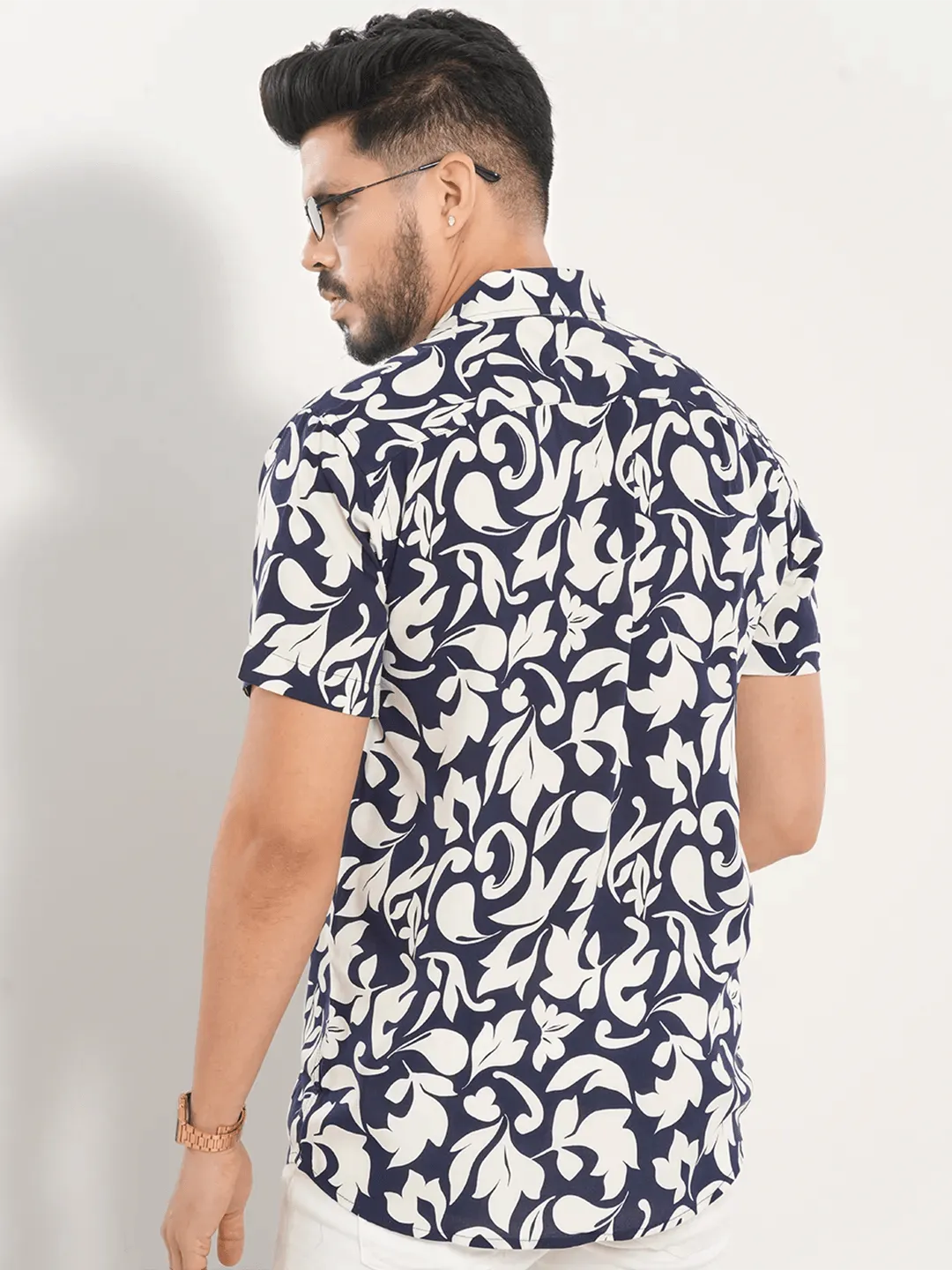 Men's Short Sleeve Casual Shirt in Berry Blue Printed