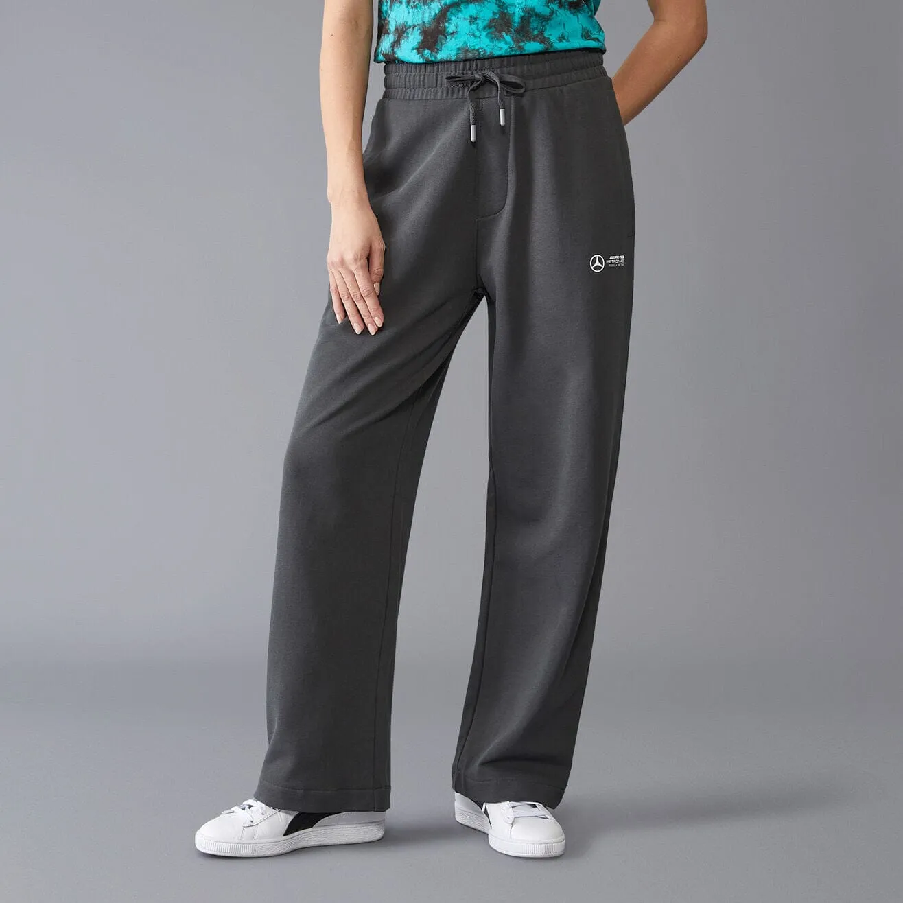 Mercedes Benz AMG Petronas F1 Men's Relaxed Fit Sweatpants - Black