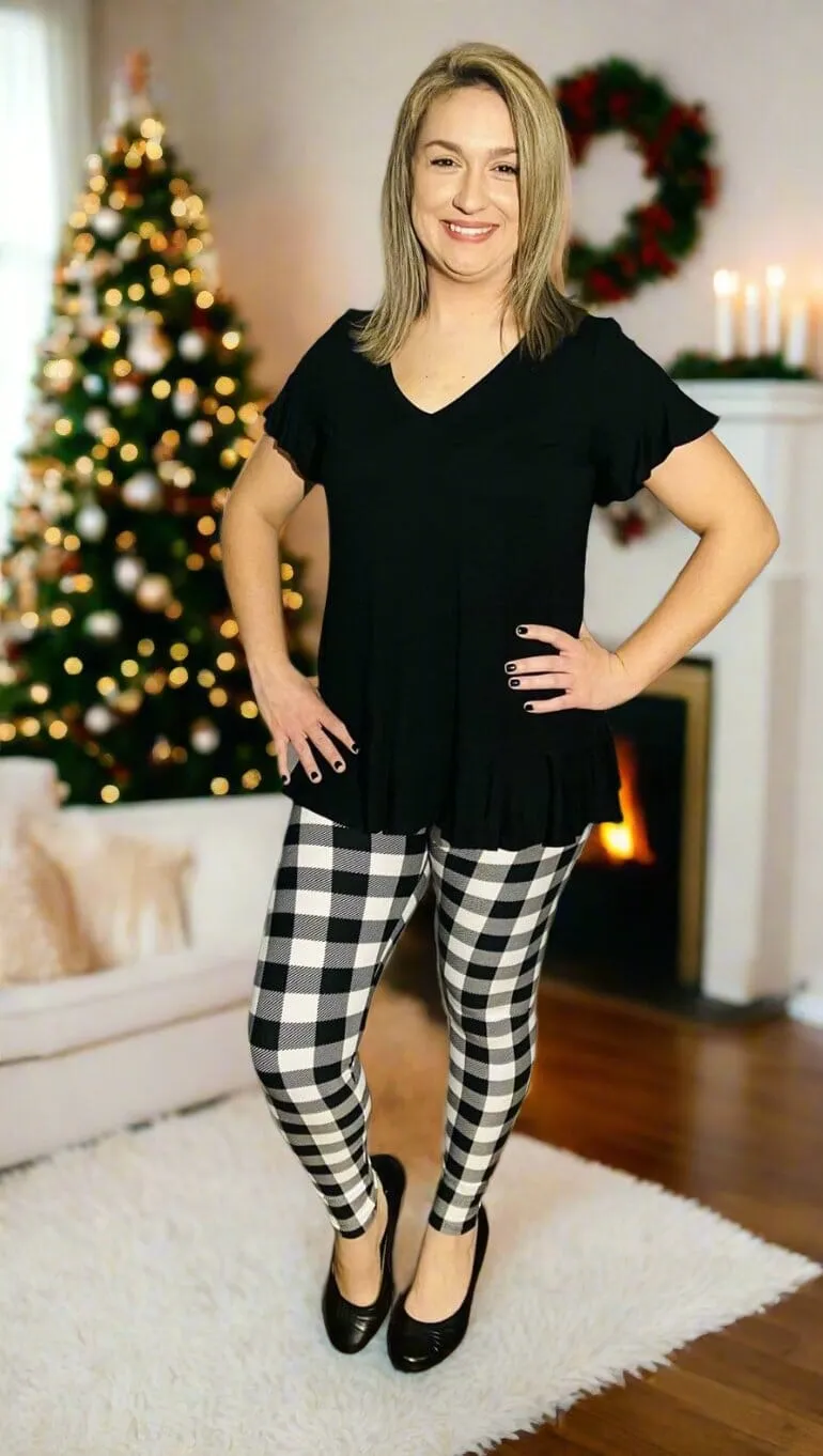 Womens Christmas Black White Plaid Leggings, Soft Yoga Pants, Sizes 18-22, No-Roll Waist, Black/White